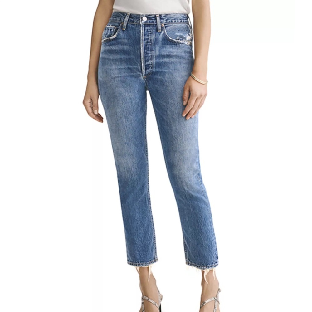 AGOLDE Riley High Rise Cropped Straight Jeans. Color: Frequency